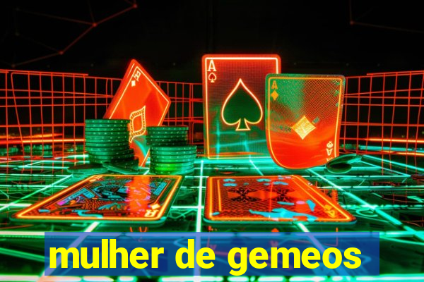 mulher de gemeos